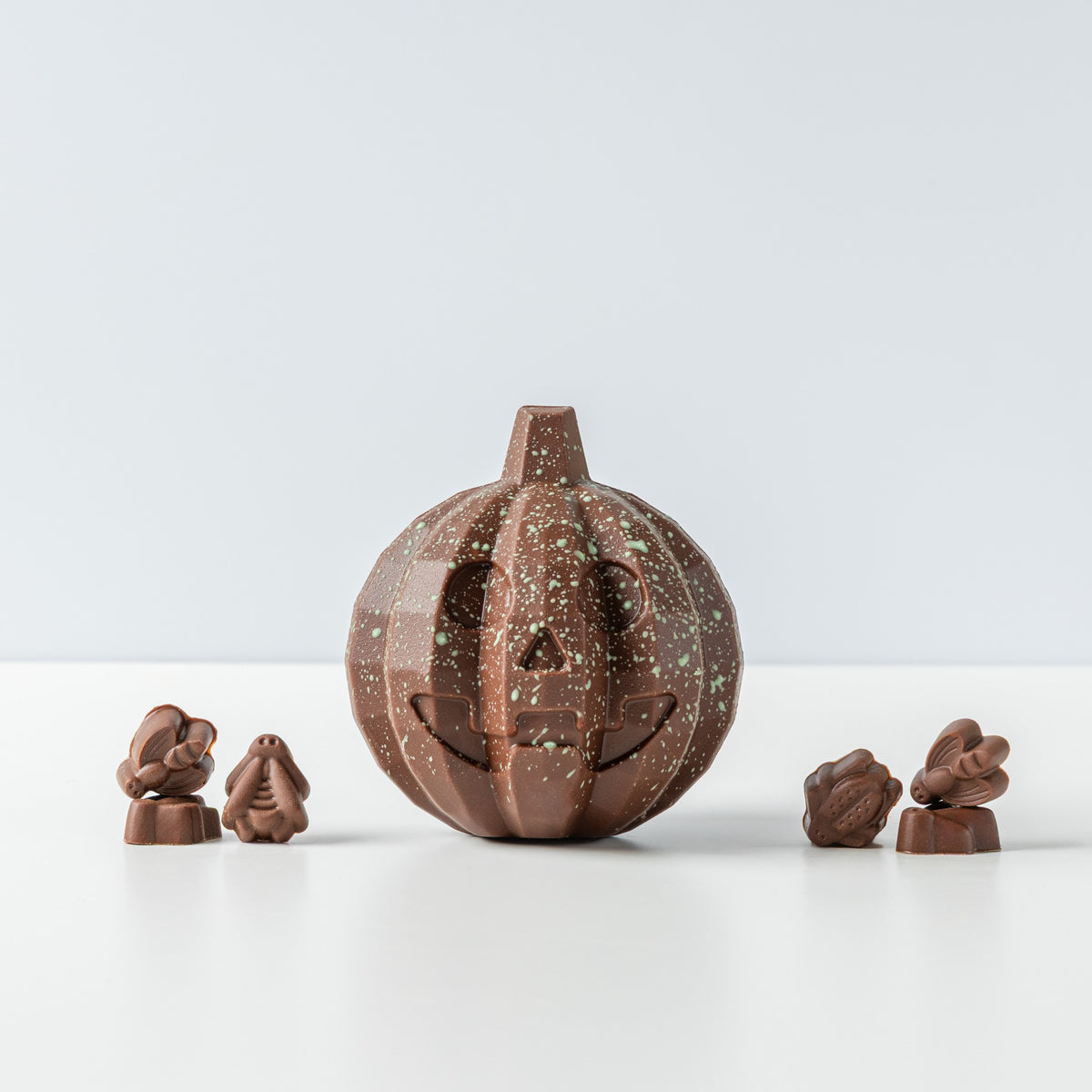 Oat M!lk Chocolate Pumpkin with bugs inside (vf) – view 2